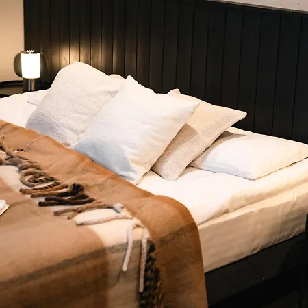 Kakitis & Hotel 3*